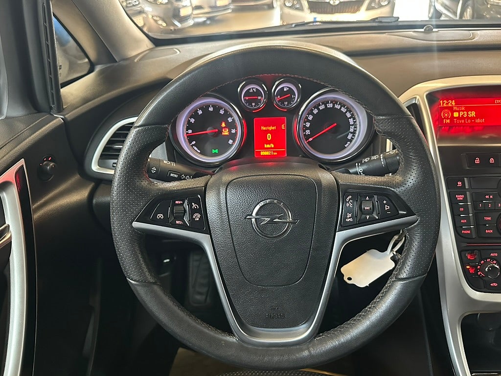 Opel Astra 2013 - miniatyr 12
