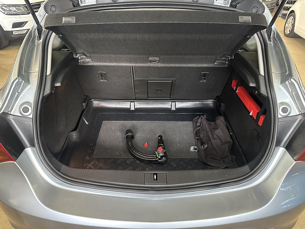Opel Astra 2013 - miniatyr 7