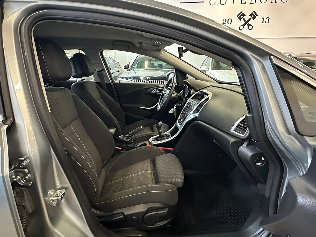 Opel Astra 2013 - miniatyr 9