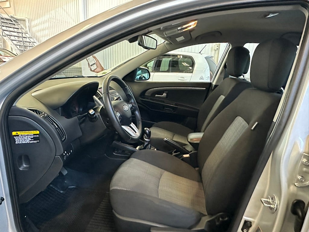 Kia Ceed 2011 - miniatyr 14