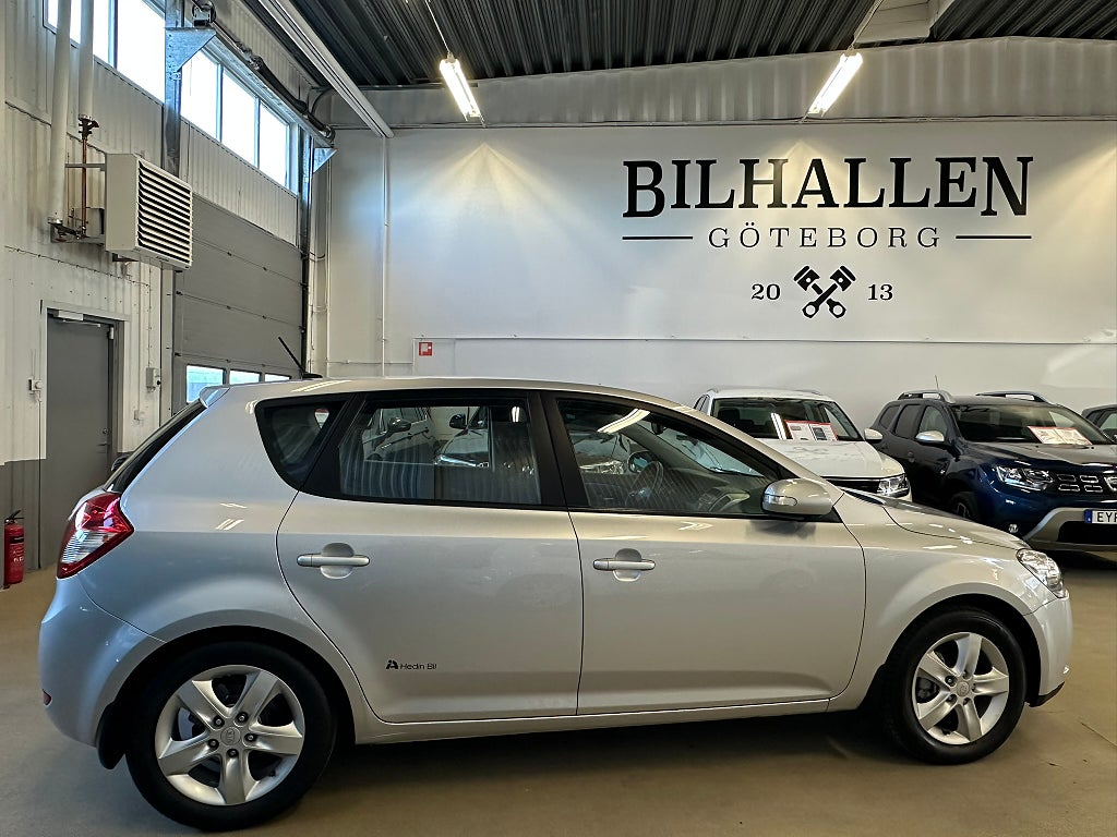 Kia Ceed 2011 - miniatyr 3