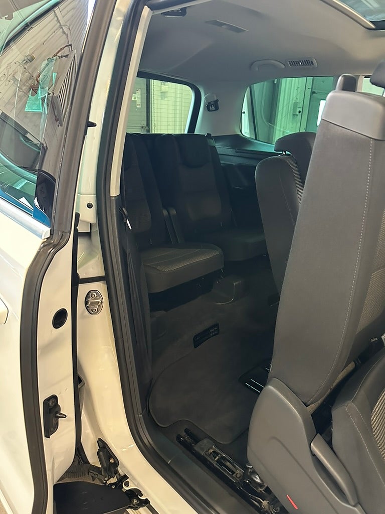Volkswagen Sharan 2014 - miniatyr 11