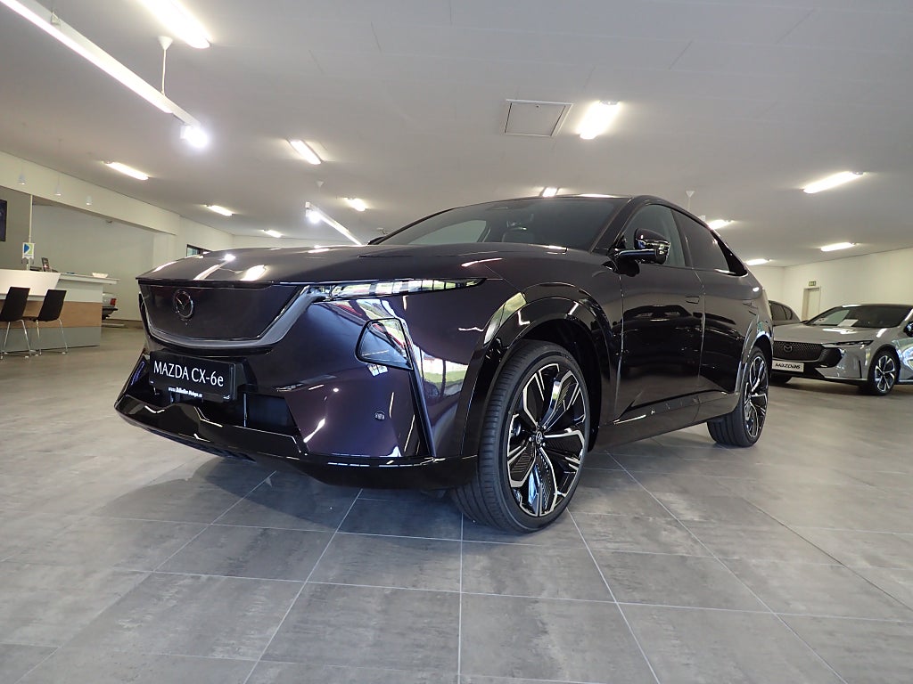 Mazda CX-6e 2026 - miniatyr 2