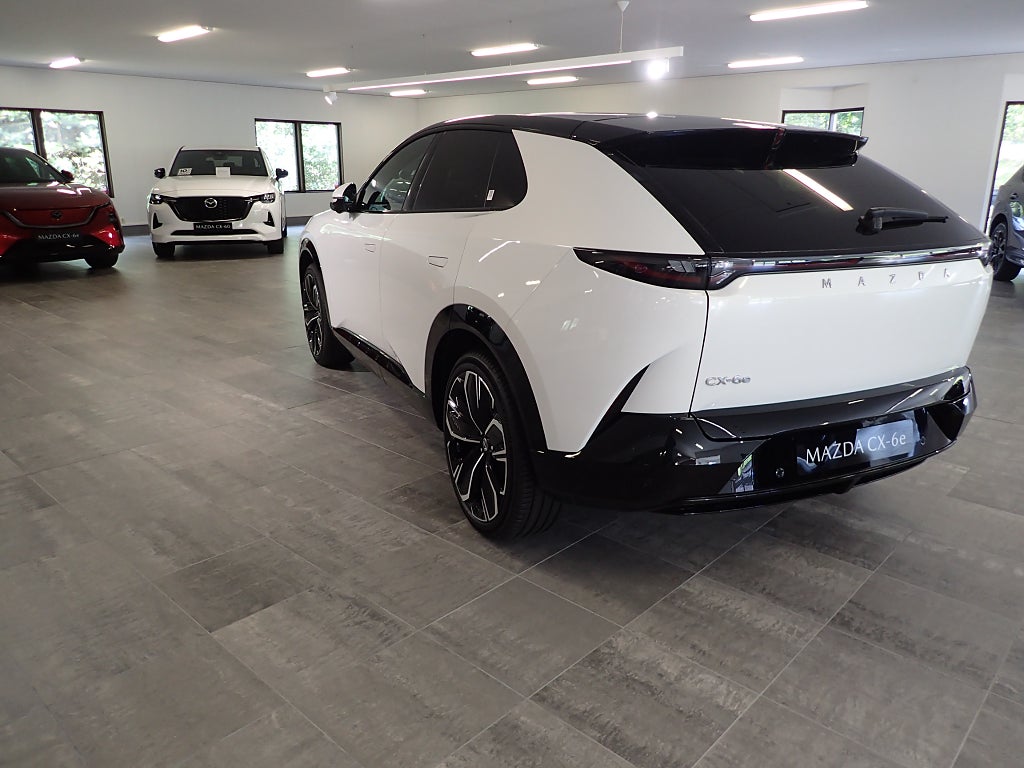 Mazda CX-6e 2026 - miniatyr 8