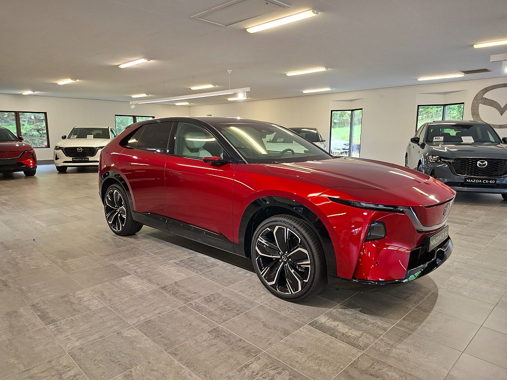 Mazda CX-6e 2026 - miniatyr 2