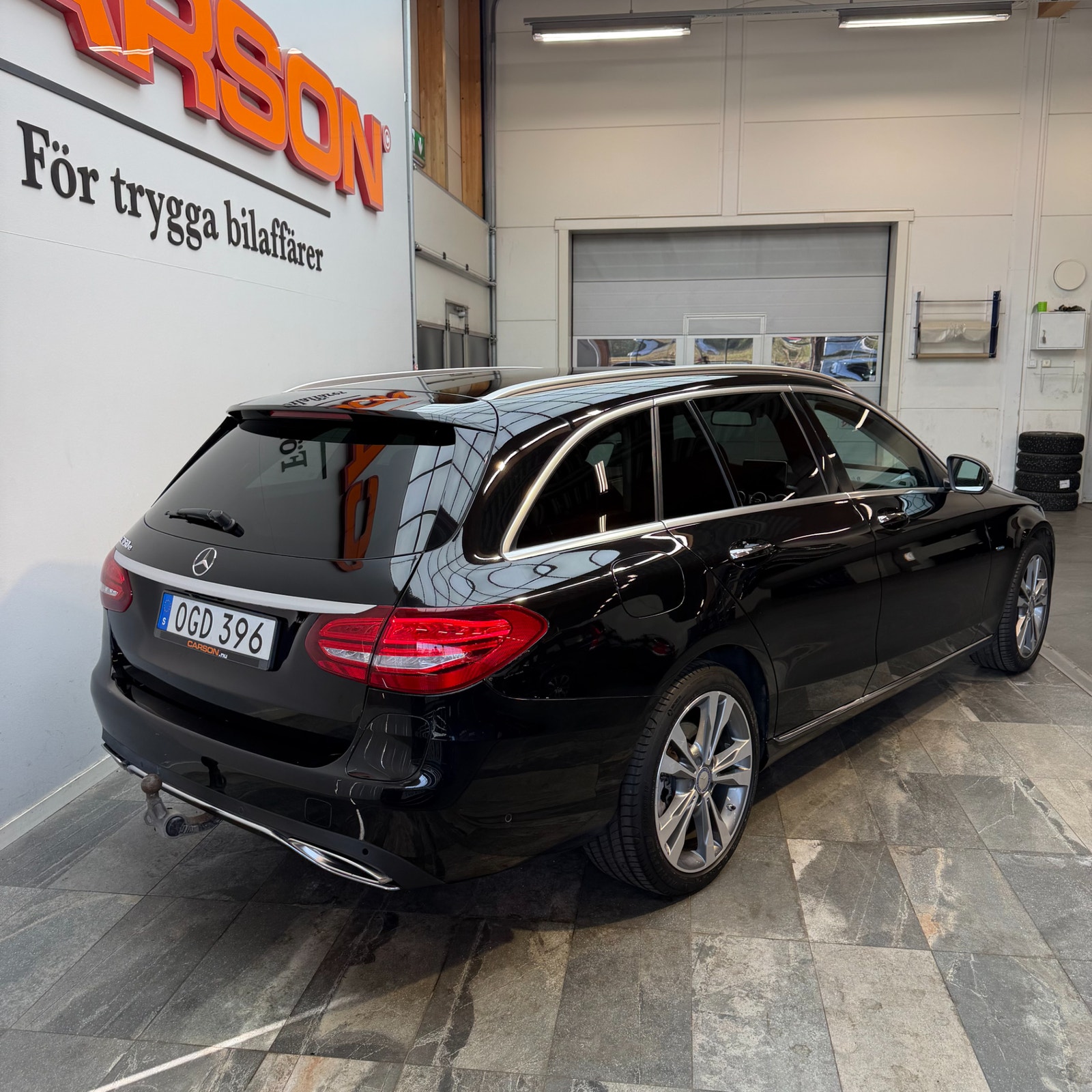 Mercedes-Benz CLA250 e C *HÖSTREA*350 T e Aut Burmester Luftfjädring Drag ACC 2017 - miniatyr 4