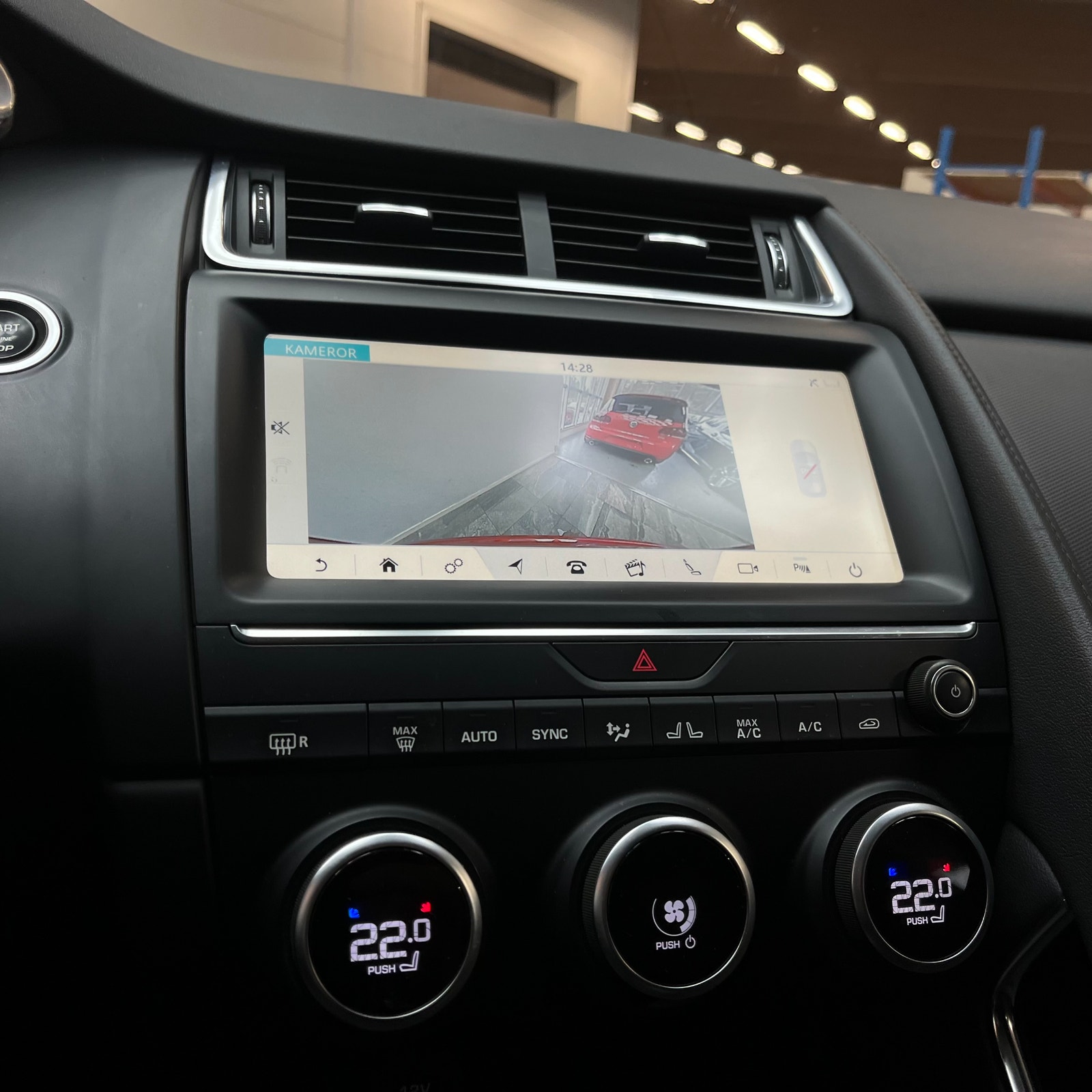 Jaguar E-PACE E-Pace D150 Navi Backkamera Park-sensorer 2018 - miniatyr 11