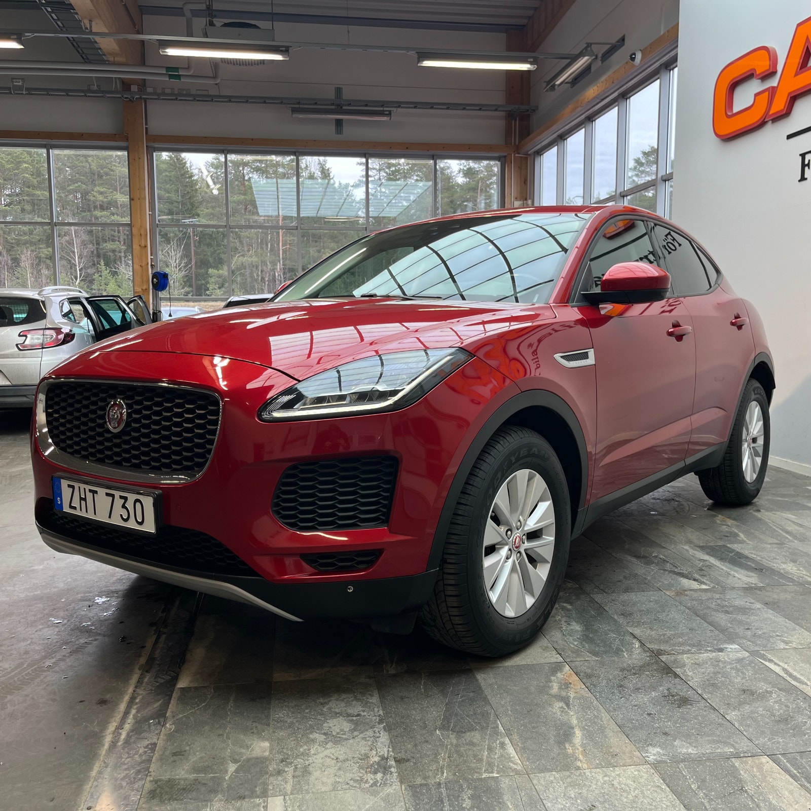 Jaguar E-PACE E-Pace D150 Navi Backkamera Park-sensorer 2018 - miniatyr 6