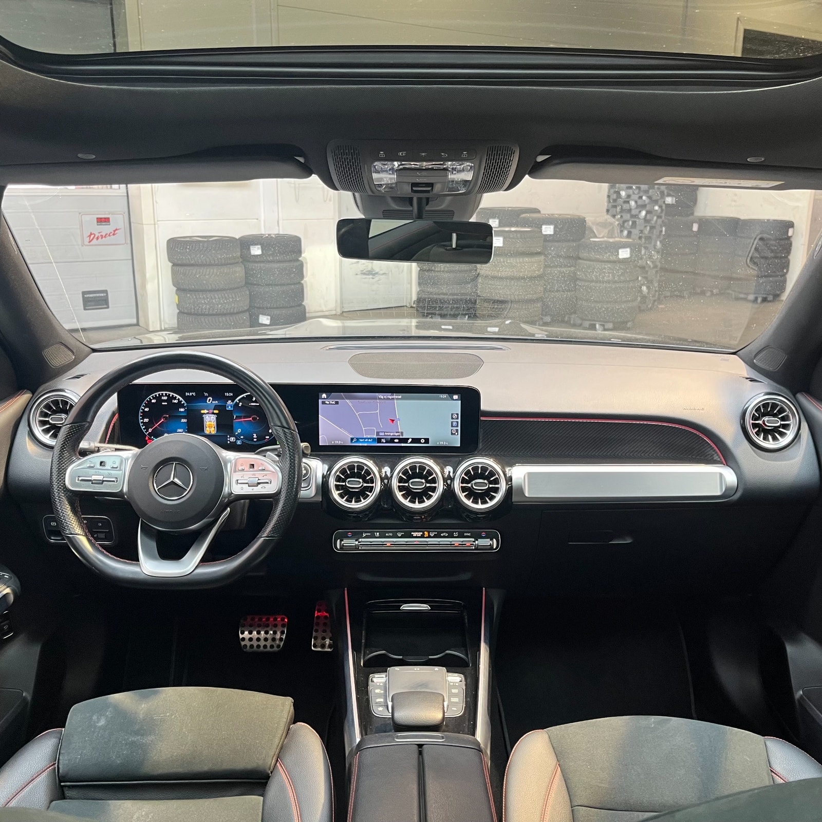 Mercedes-Benz GLB200 d GLB 200 d AMG Line 7-Sits Widescreen Pano Backkamera Navi 2023 - miniatyr 9