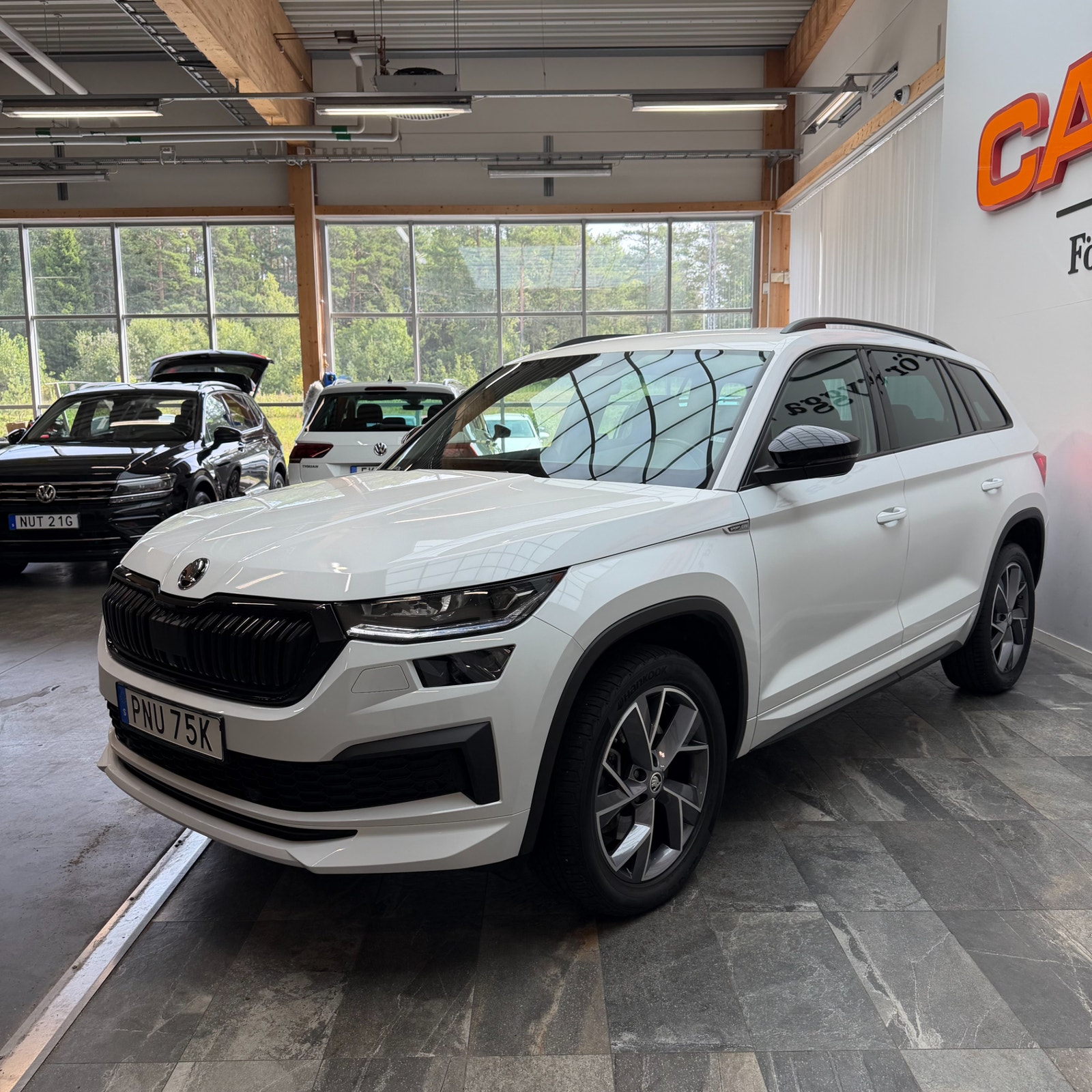 Skoda Kodiaq *HÖSTREA*2.0 TSI 4x4 Sportline 7-Sits Carplay Värmare 2022 - miniatyr 5