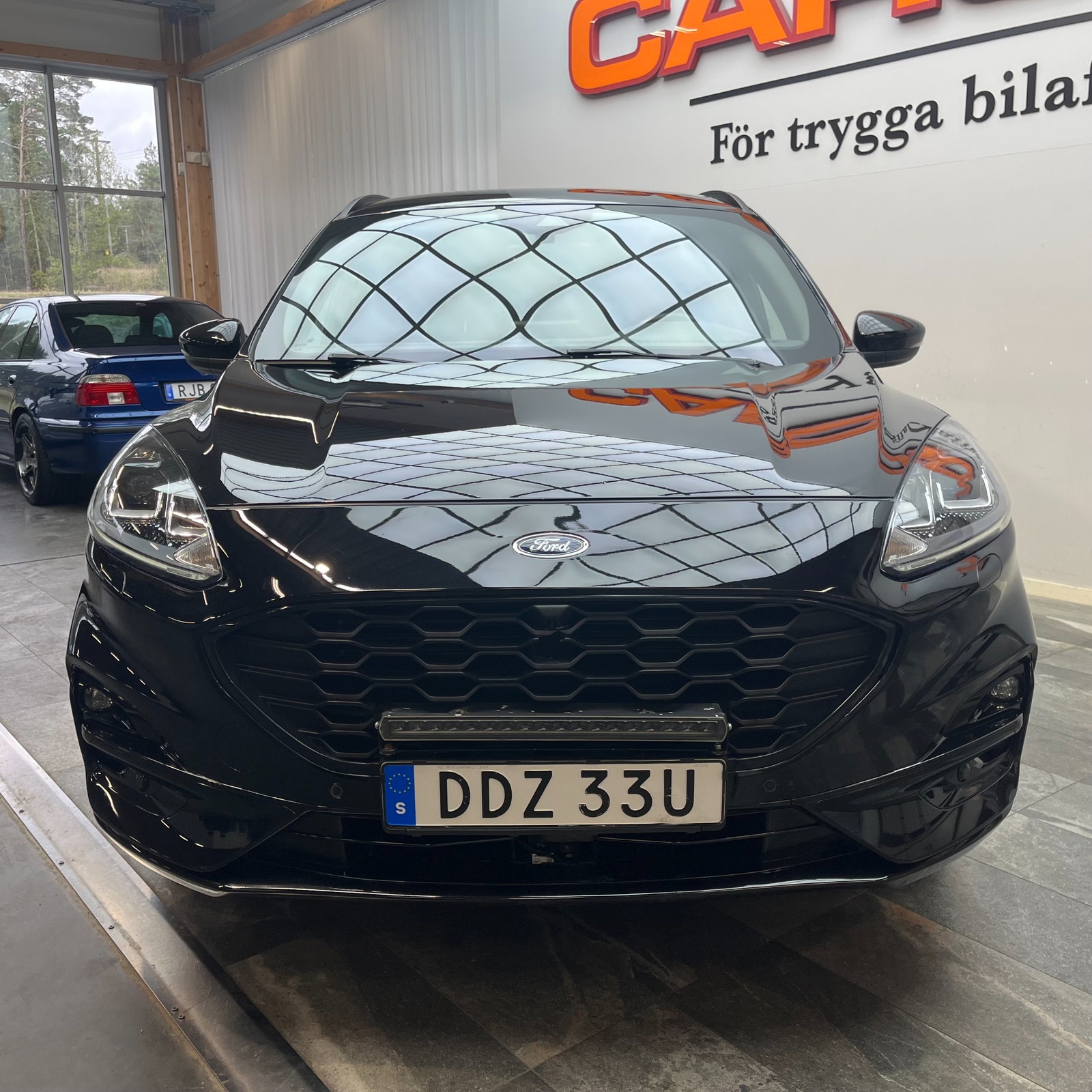 Ford Kuga 2.0 EcoBlue AWD ST-Line Kamera Navi Värmare Drag 2021 - miniatyr 6