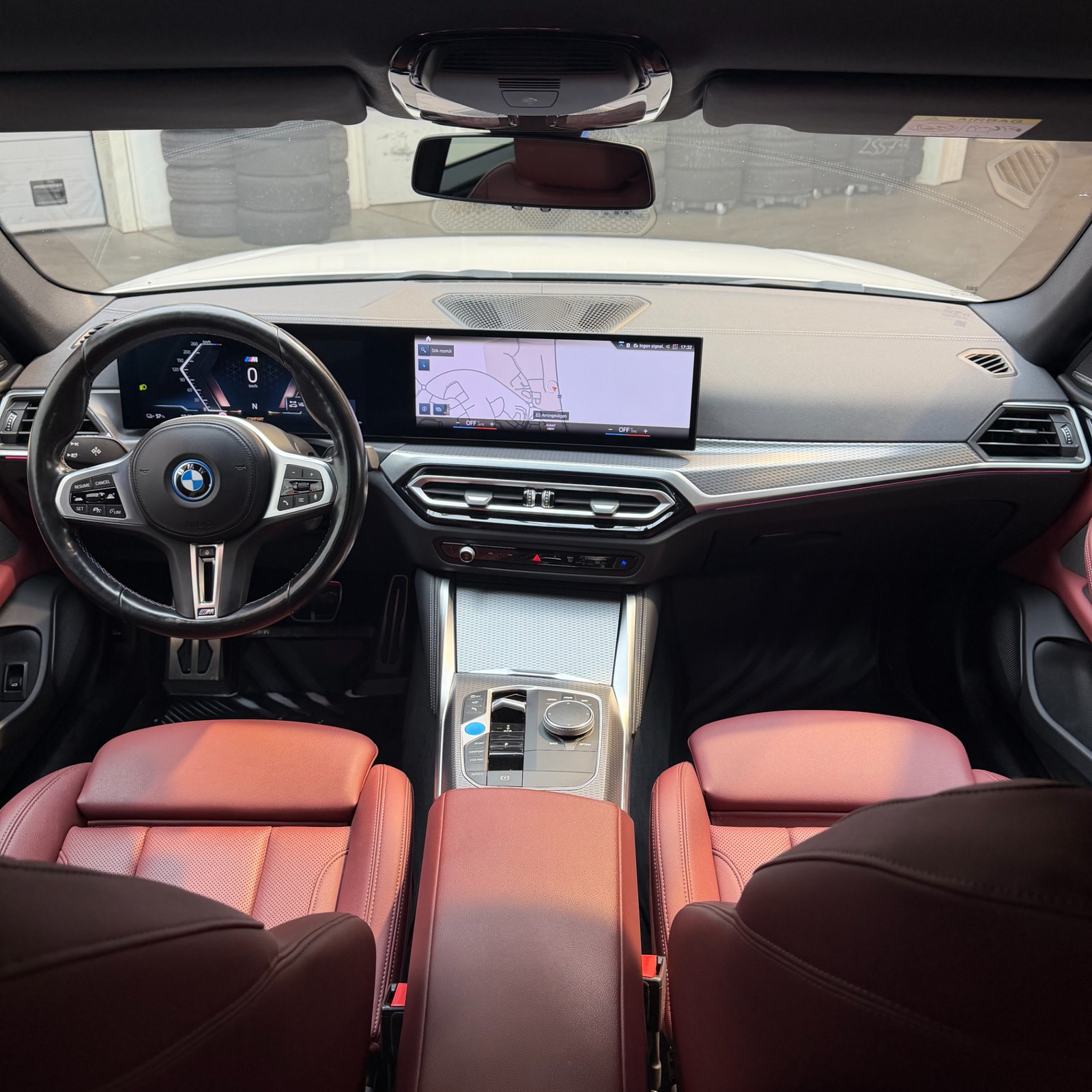 BMW i4 M50 xDrive M Sport Charged H&K 360° Dragkrok "20" MOMS 2024 - miniatyr 9