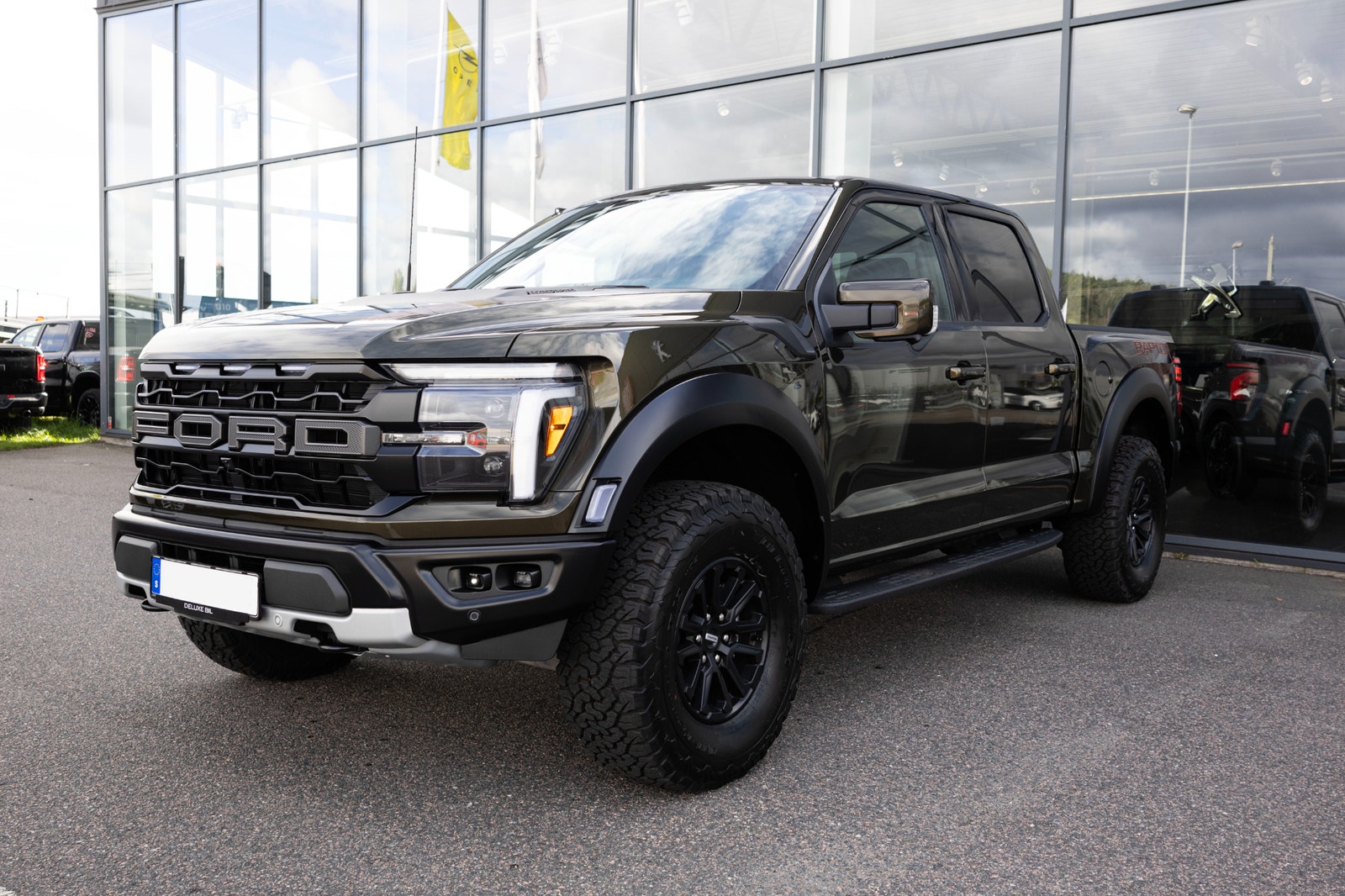 Ford F-150 NYA RAPTOR 2026 / FOX RACING SHOX / SNABB LEVERANS