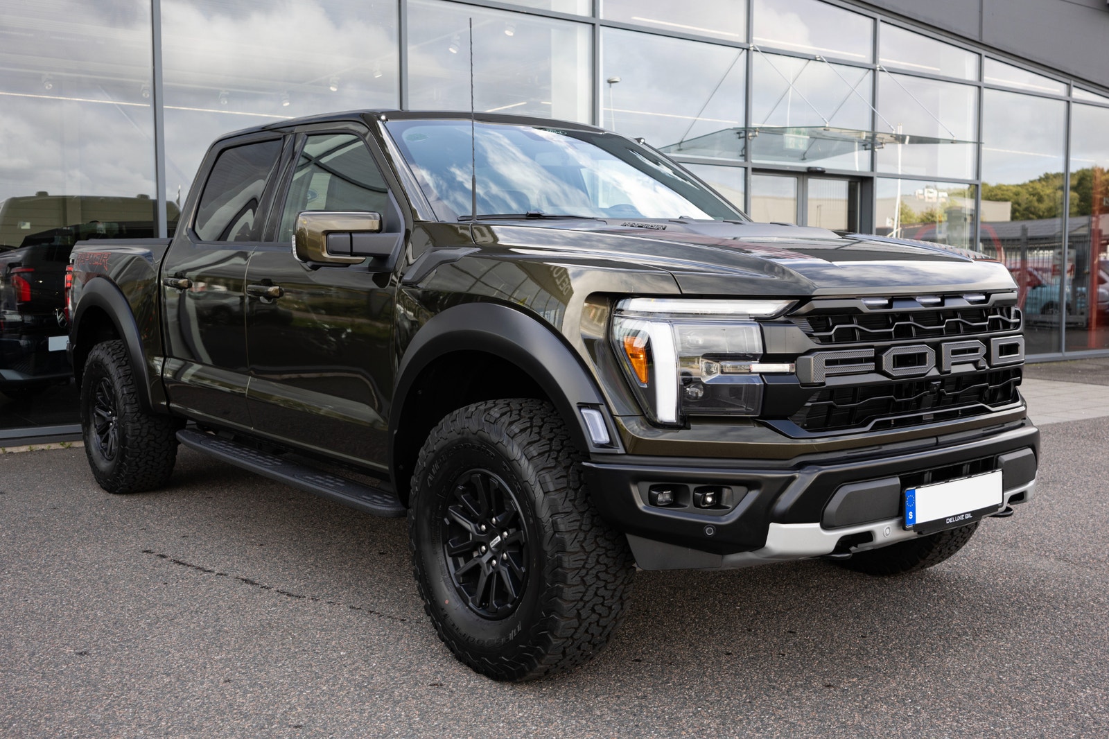 Ford F-150 NYA RAPTOR 2026 / FOX RACING SHOX / SNABB LEVERANS 2026 - miniatyr 3
