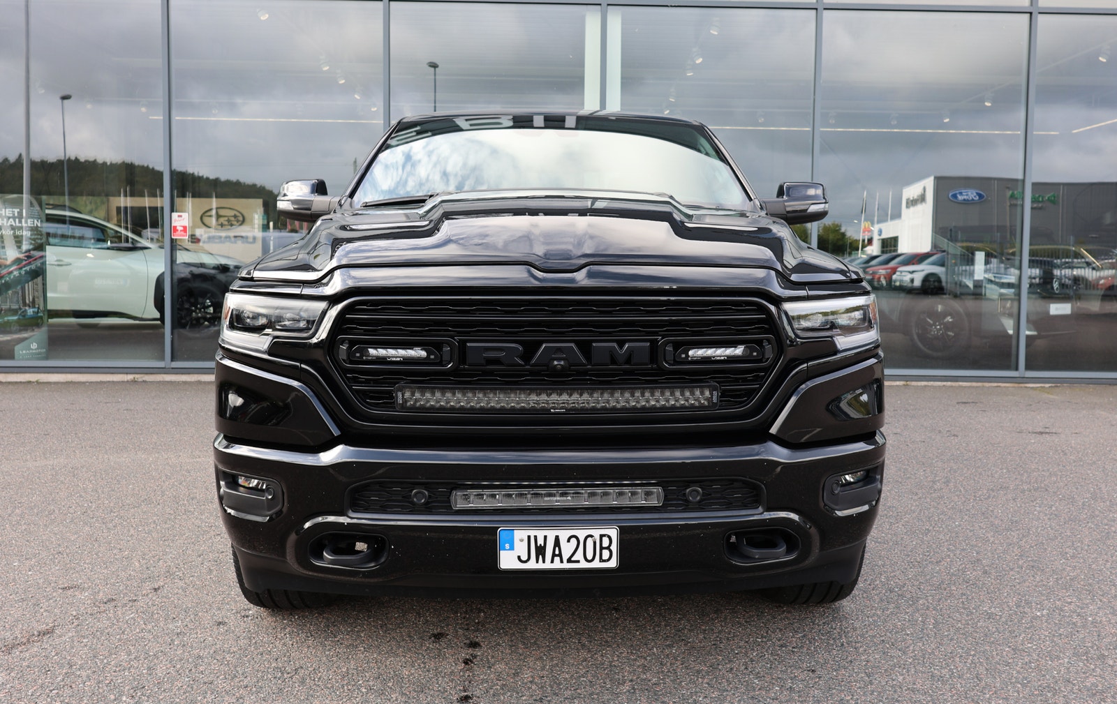 Dodge RAM 1500 5.7 V8 HEMI Limited Rambox Multilucka LÅGSKATT 2024 - miniatyr 3