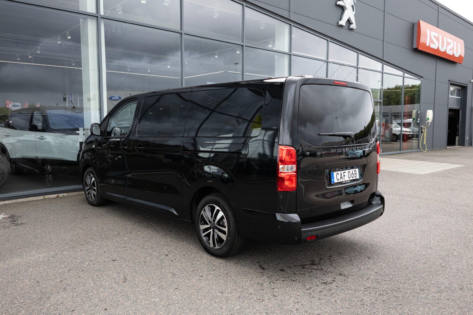 Peugeot Traveller 2.2 BlueHDi 180hk Allure 8-Sits Läder Adaptiv Farthåll 2026 - miniatyr 7