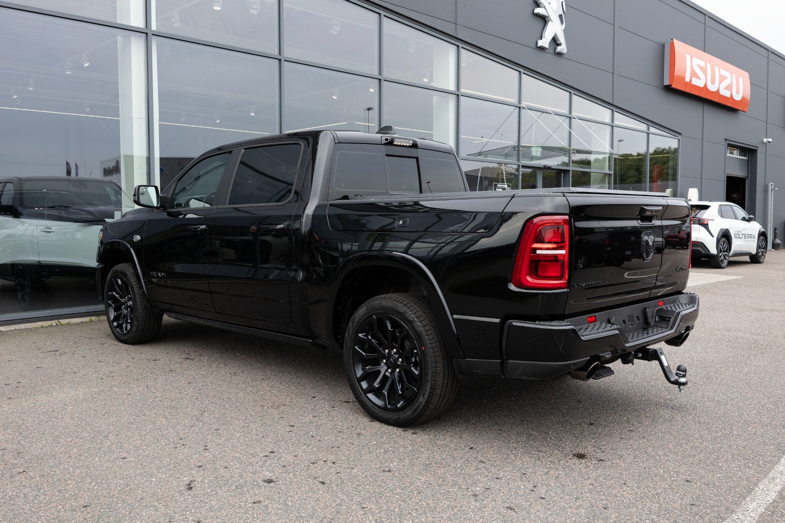 Dodge RAM 1500 Limited Night Edition V8 5.7L HEMI Rambox Multilucka 2026 - miniatyr 7