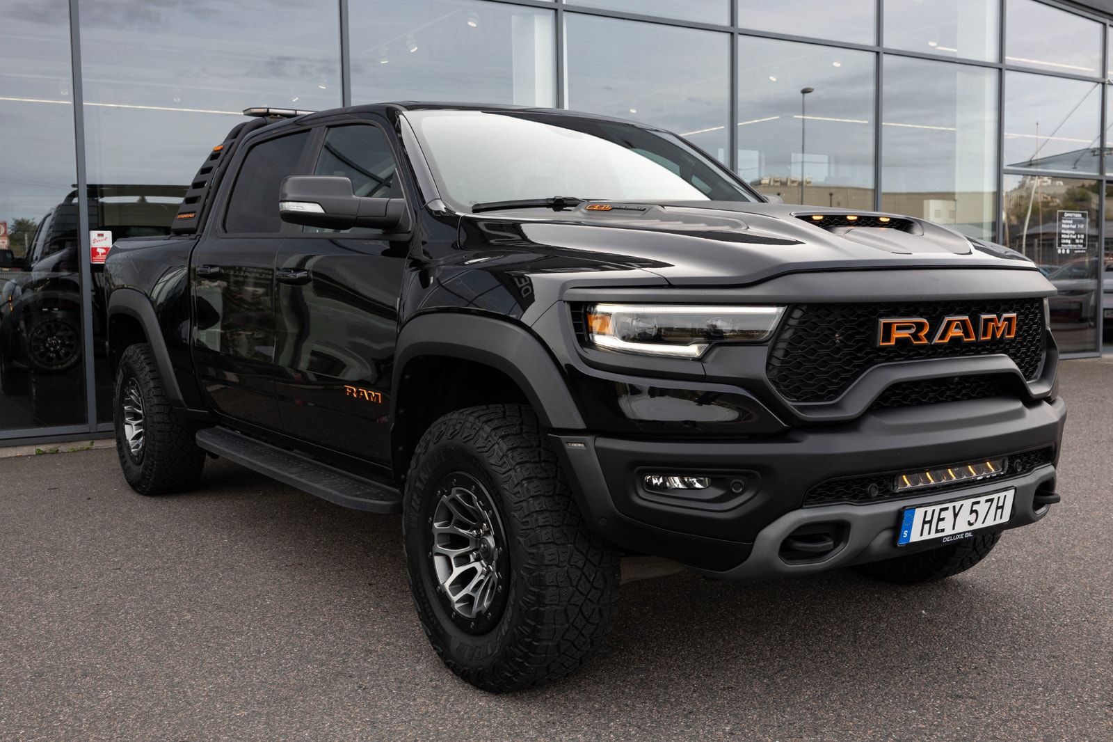 Dodge RAM 1500 TRX 6.2 V8 711 hk / 1 ägare / Ferrita Sportsystem / 2022 - miniatyr 3