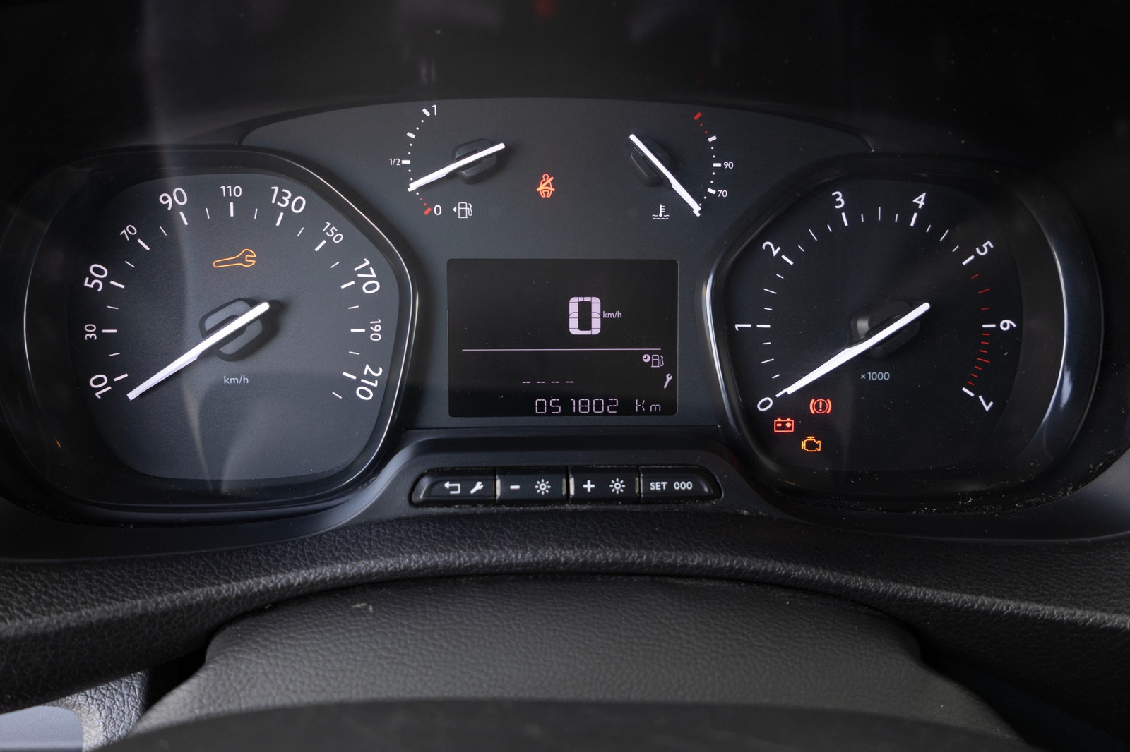 Peugeot Expert PRO L3 BlueHDi 120 hk 2.0L / 5.180 mil / 1 ägare / Moms 2021 - miniatyr 10