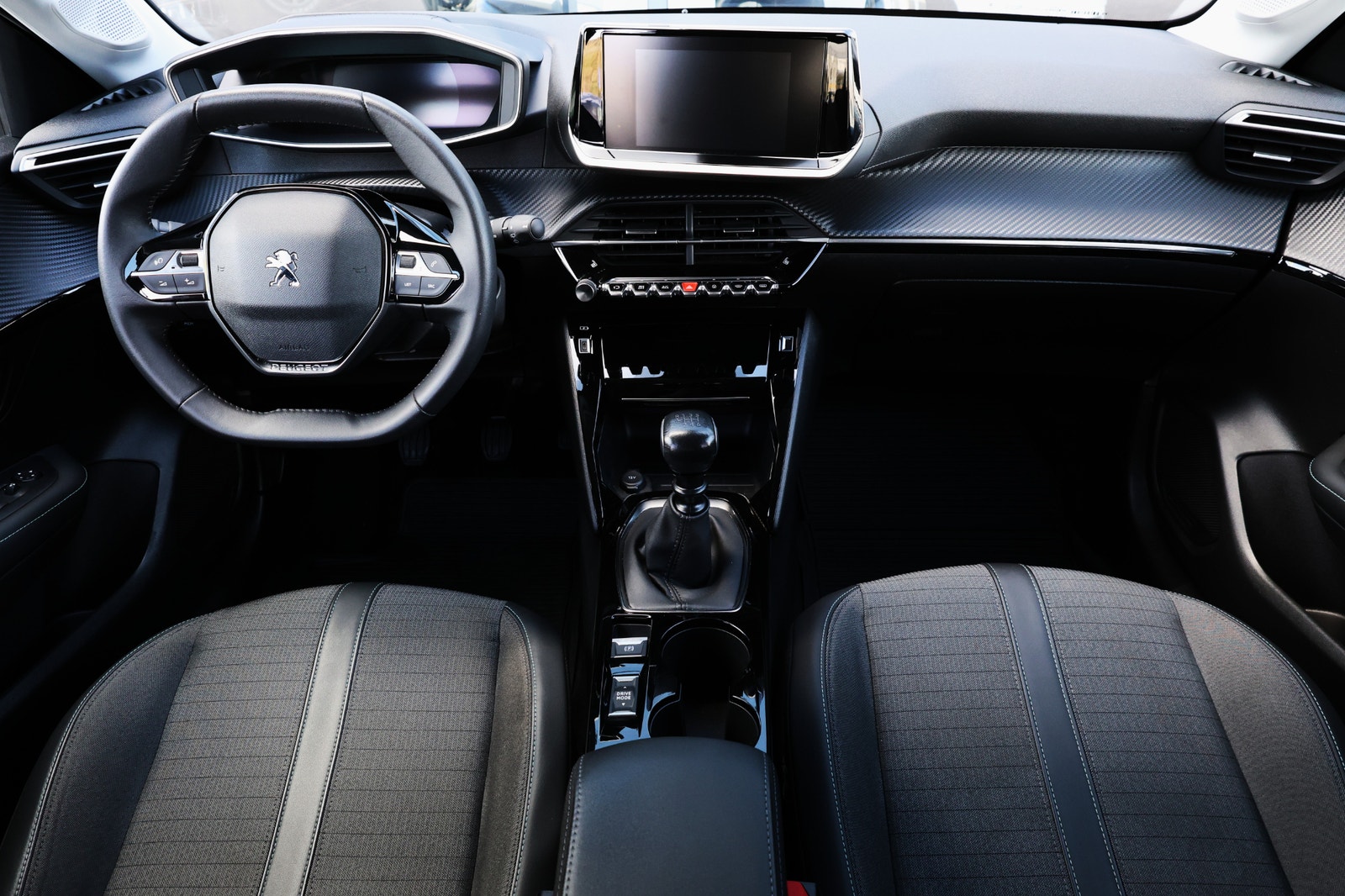 Peugeot 208 ALLURE 1.2 PureTech 100hk B-kamera 2023 - miniatyr 15