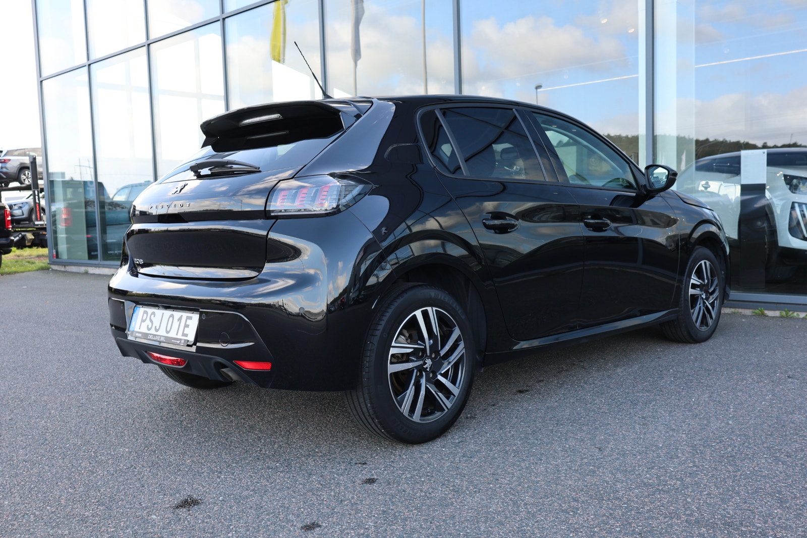 Peugeot 208 ALLURE 1.2 PureTech 100hk B-kamera 2023 - miniatyr 6