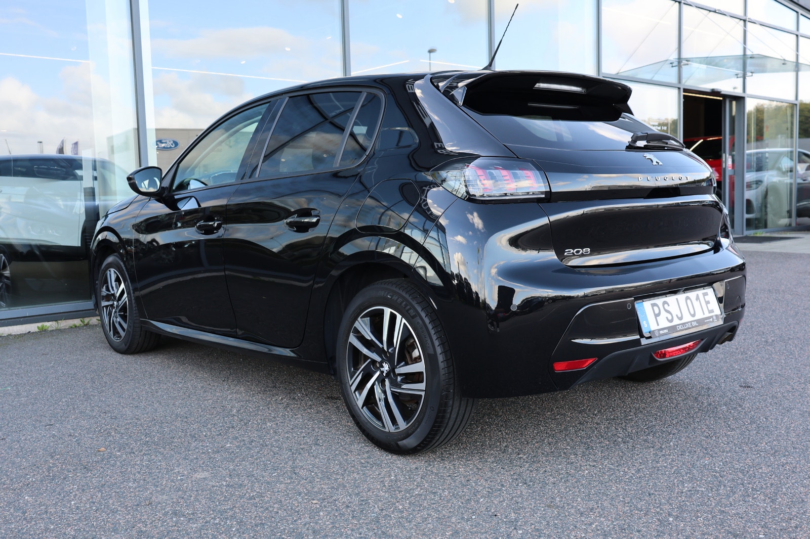 Peugeot 208 ALLURE 1.2 PureTech 100hk B-kamera 2023 - miniatyr 8