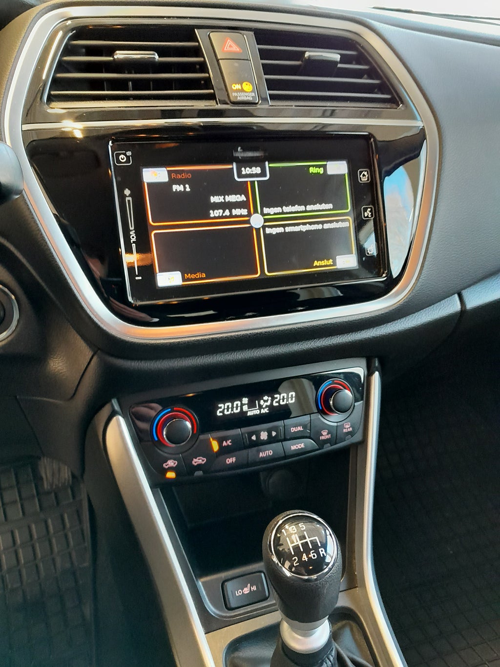 Suzuki S-Cross 2018 - miniatyr 10