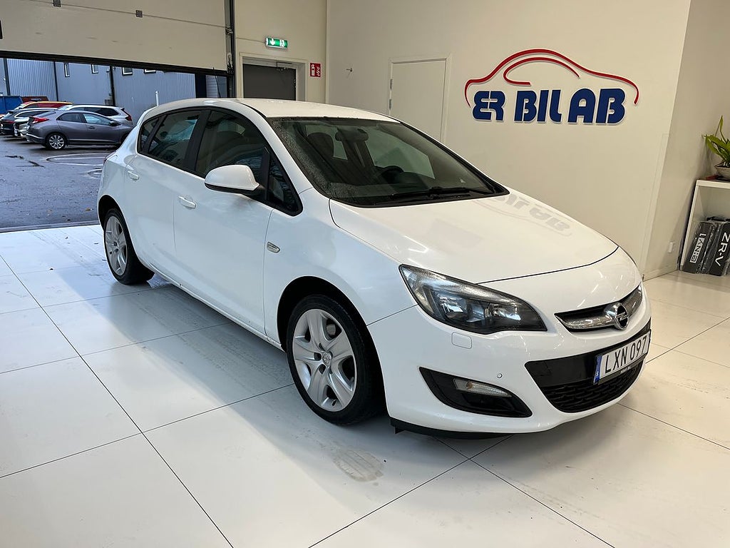 Opel Astra 1,7 CDTI 5dr Levreras nybesiktigad