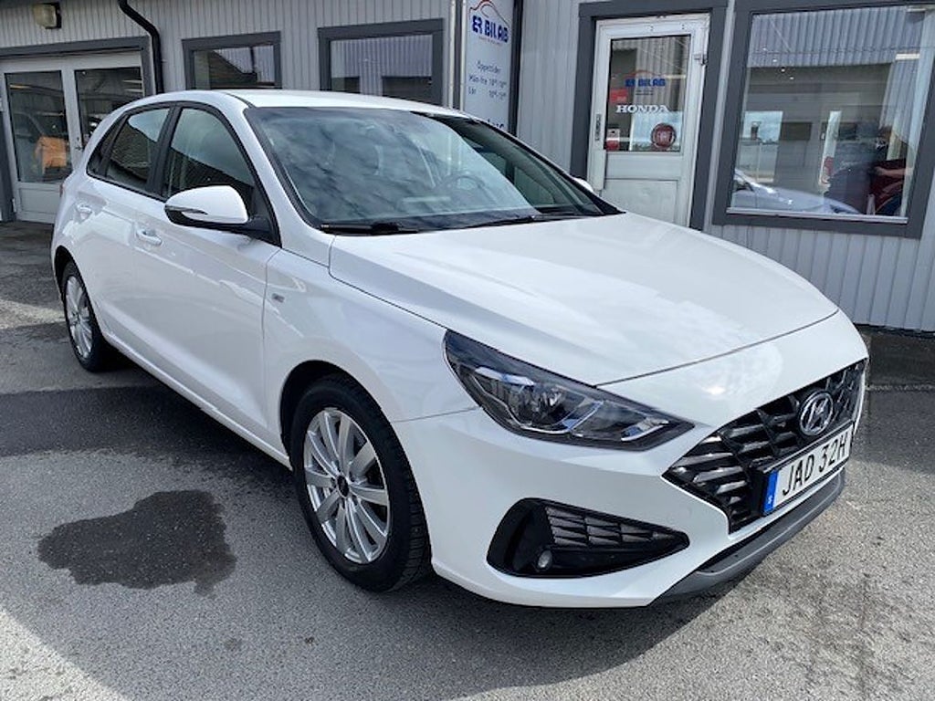 Hyundai i30 2023 - miniatyr 2