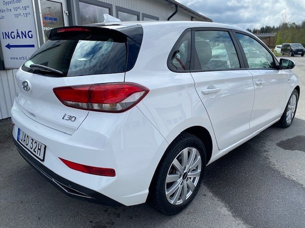 Hyundai i30 2023 - miniatyr 3