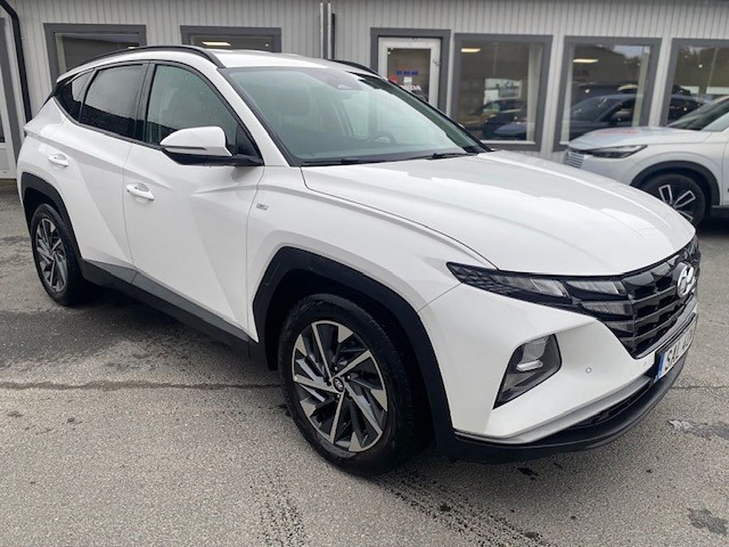 Hyundai Tucson – Essential, Automat