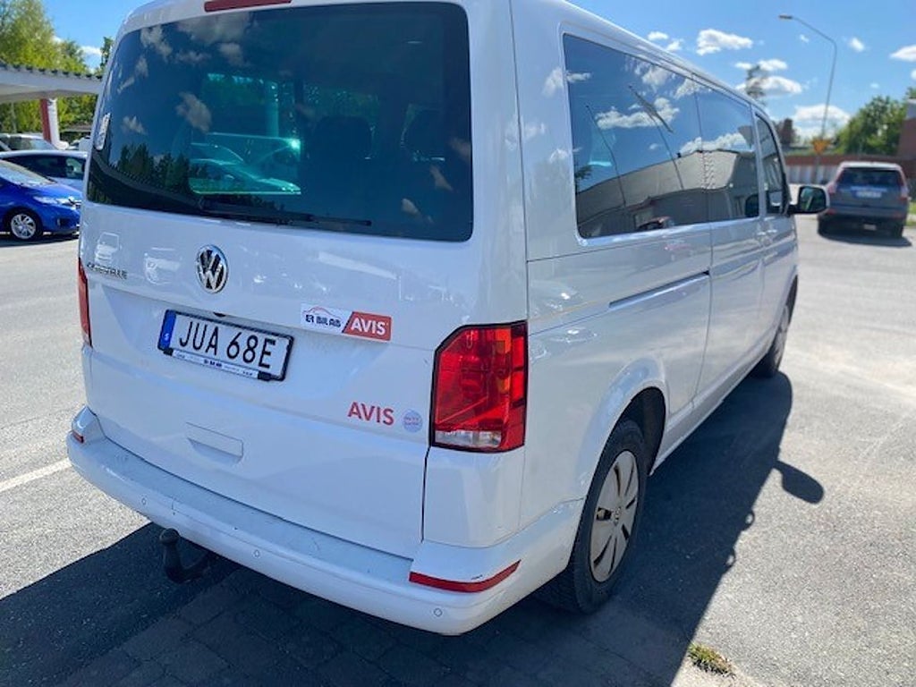 Volkswagen Caravelle 2020 - miniatyr 2