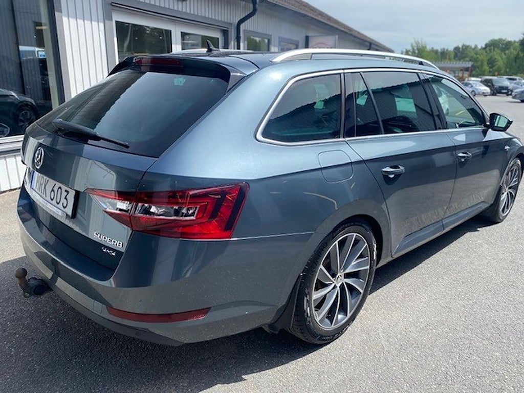 Skoda Superb 2018 - miniatyr 2