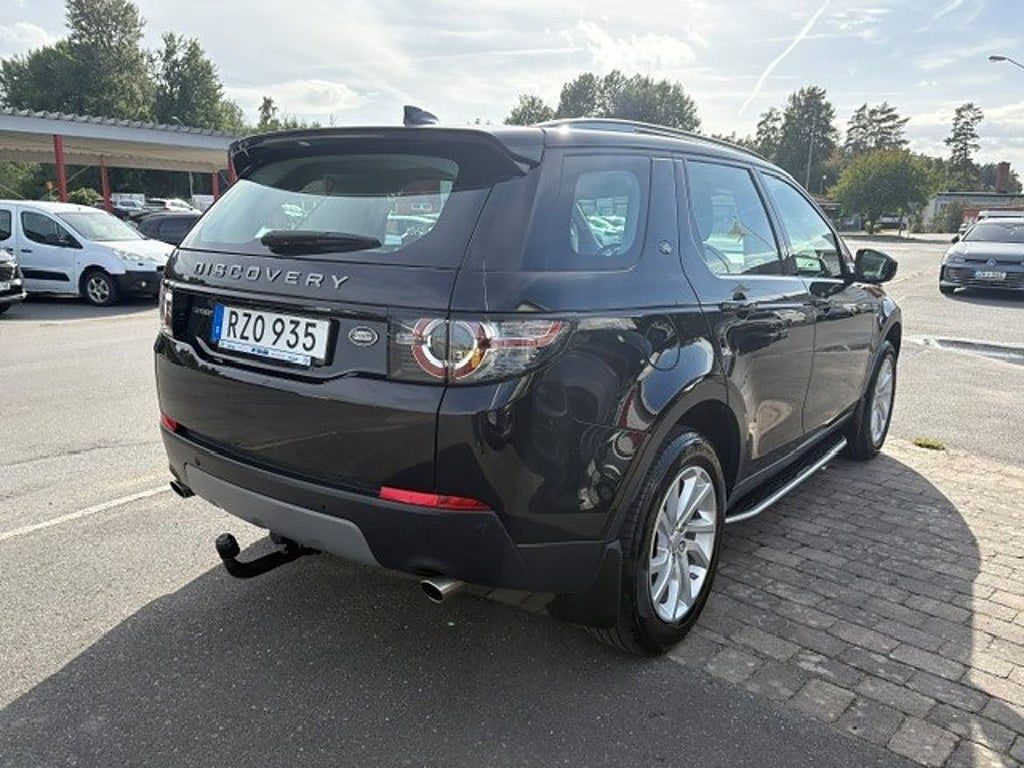 Land Rover Discovery Sport 2019 - miniatyr 3