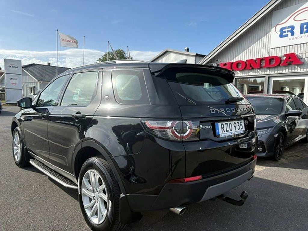 Land Rover Discovery Sport 2019 - miniatyr 4