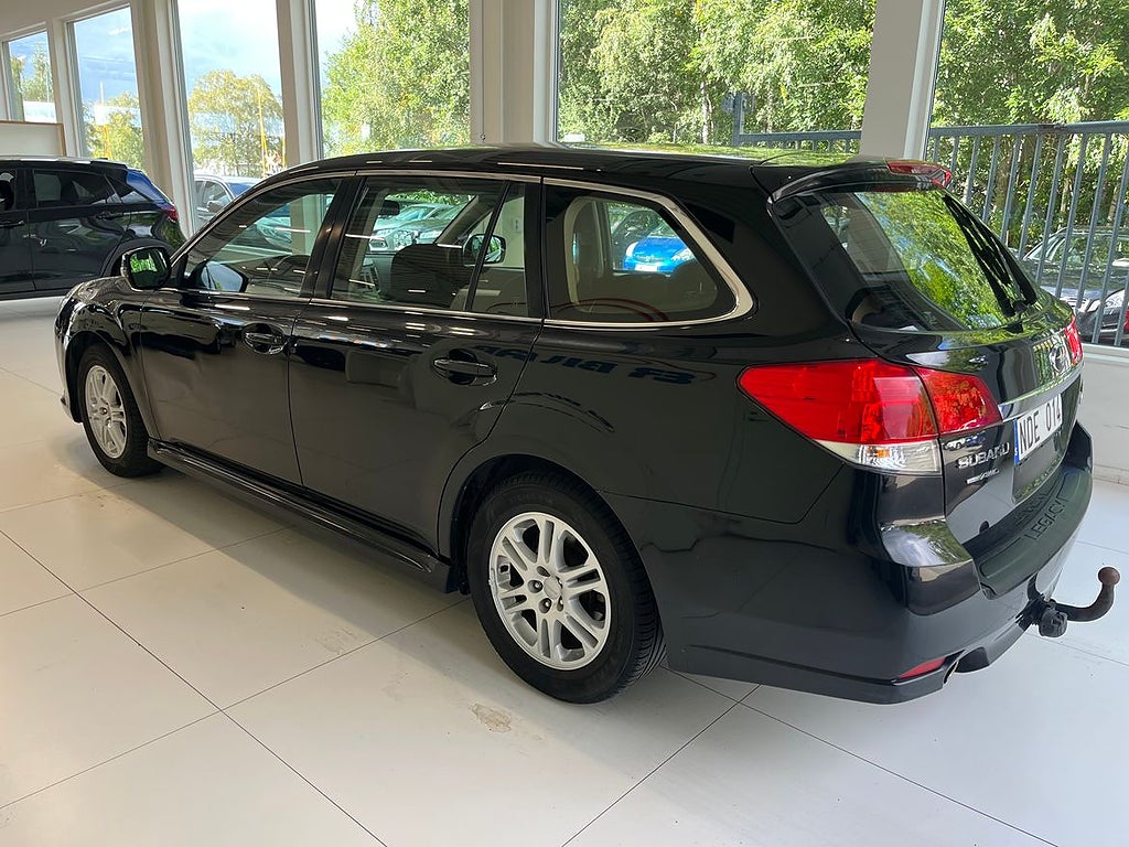 Subaru Legacy 2012 - miniatyr 3