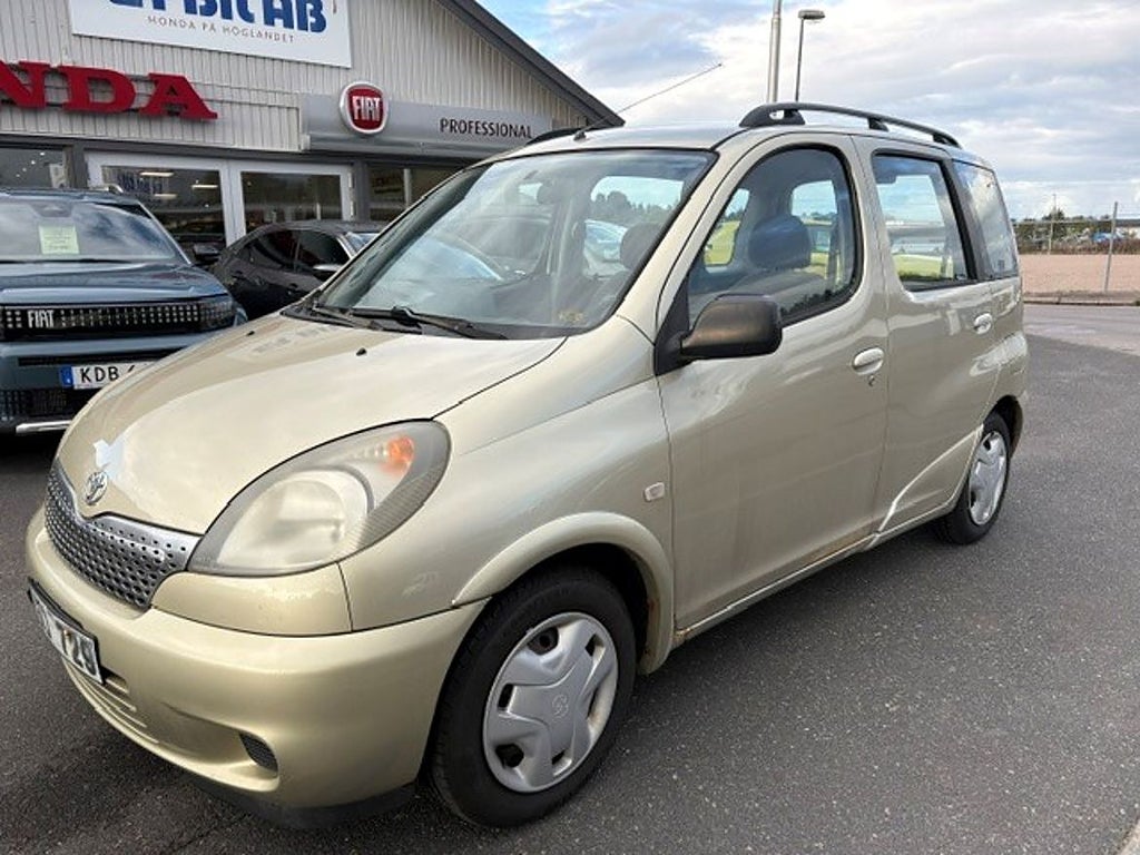 Toyota Yaris Verso 1999 - miniatyr 2