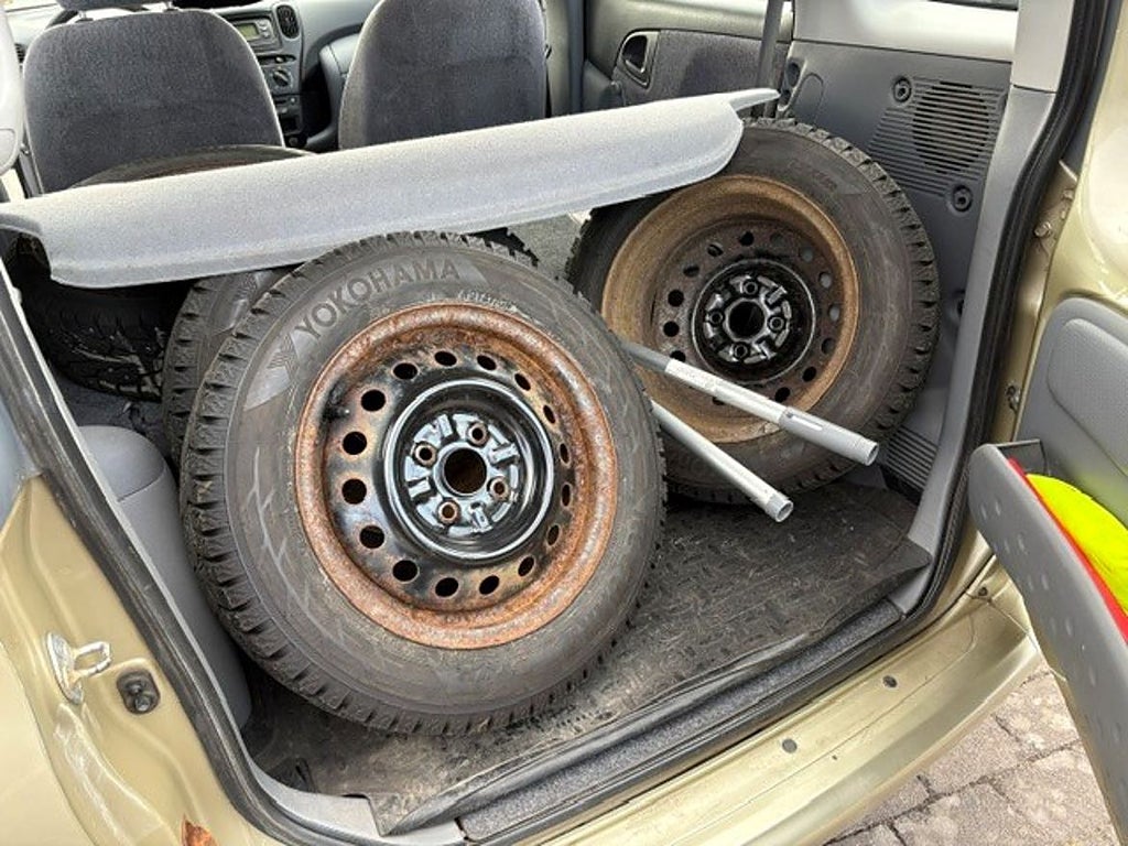 Toyota Yaris Verso 1999 - miniatyr 7