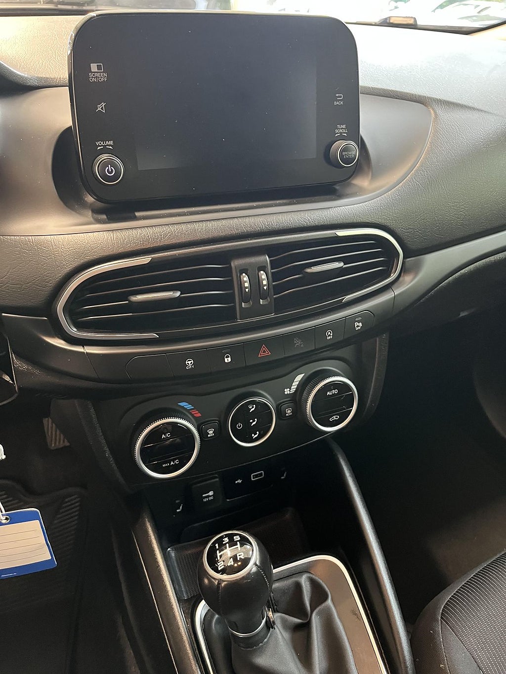 Fiat Tipo 2021 - miniatyr 9