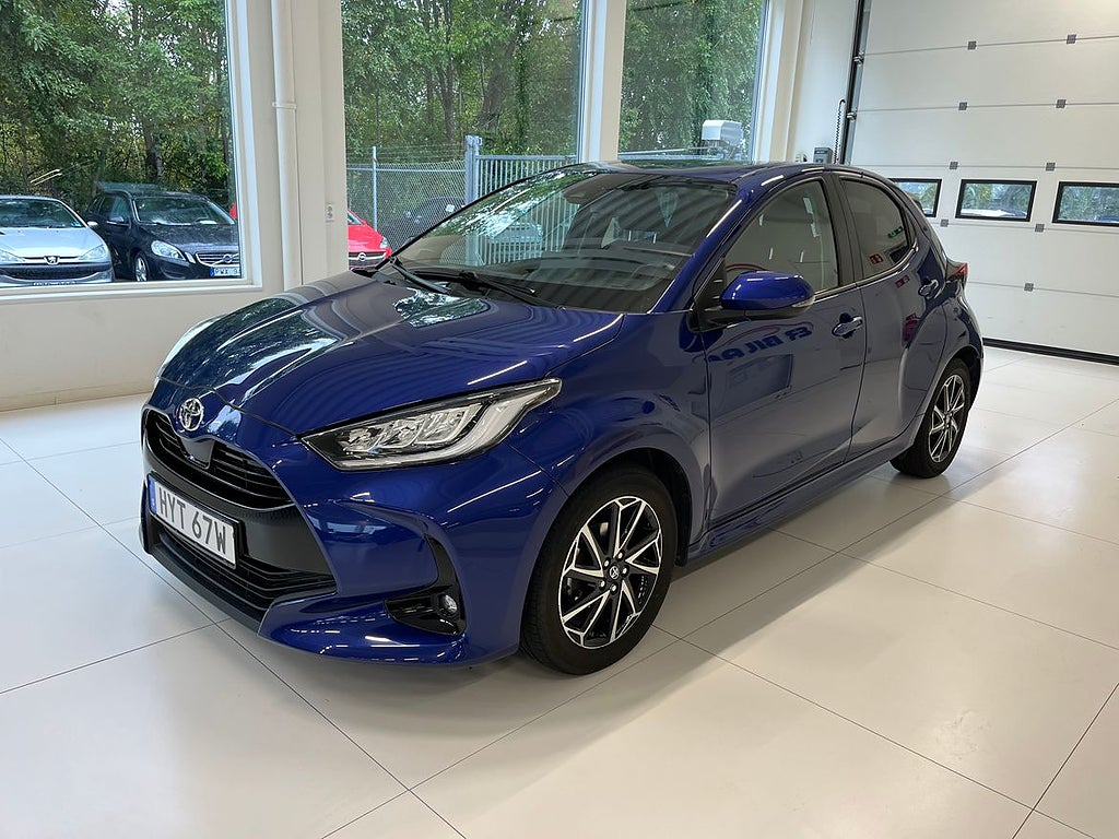 Toyota Yaris 2020 - miniatyr 2