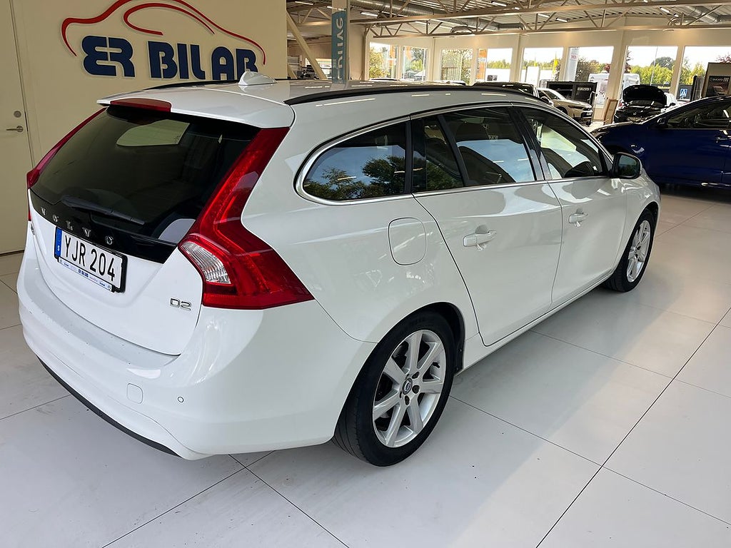 Volvo V60 2017 - miniatyr 3