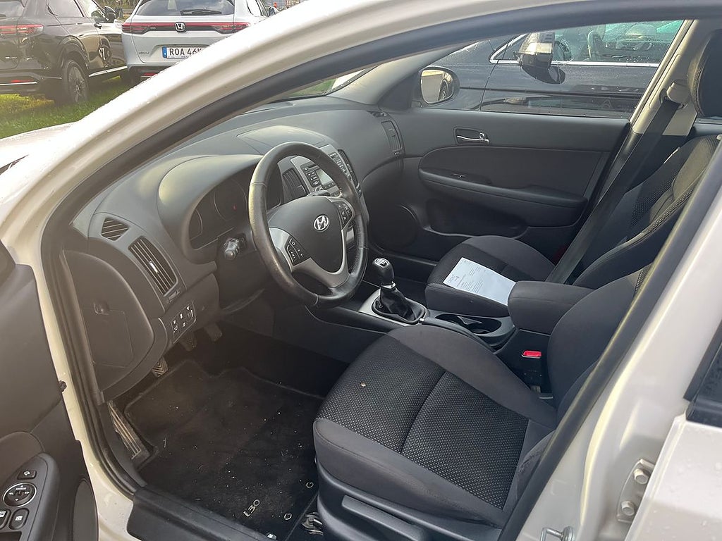 Hyundai i30 2012 - miniatyr 5