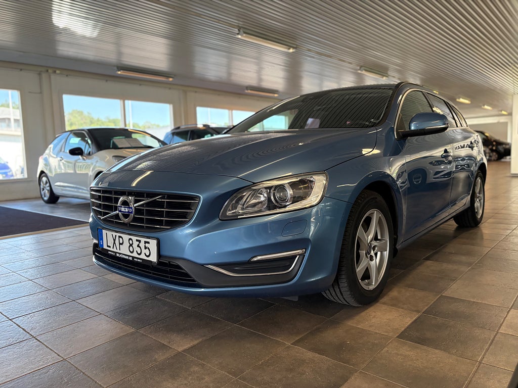 Volvo V60 2015 - miniatyr 3