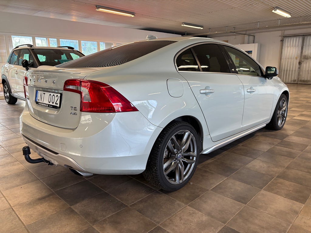 Volvo S60 2011 - miniatyr 3