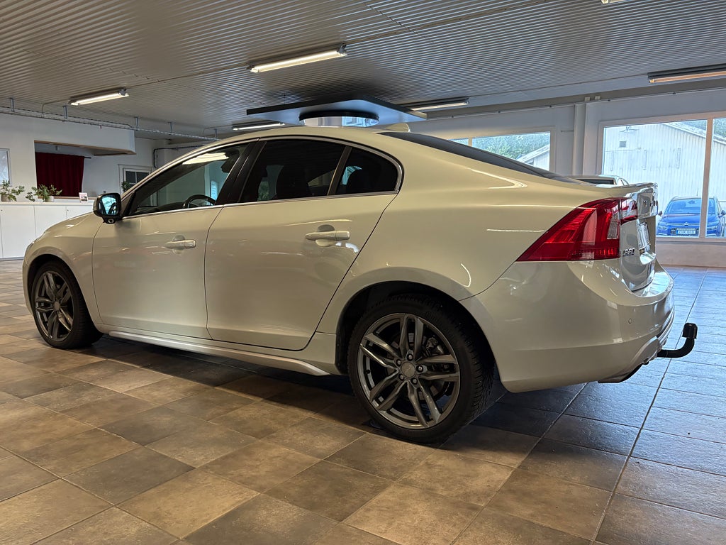 Volvo S60 2011 - miniatyr 4