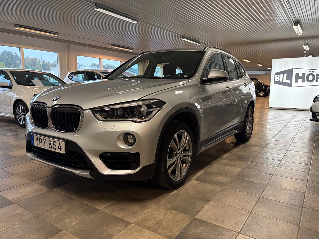 BMW X1 2019 - miniatyr 2