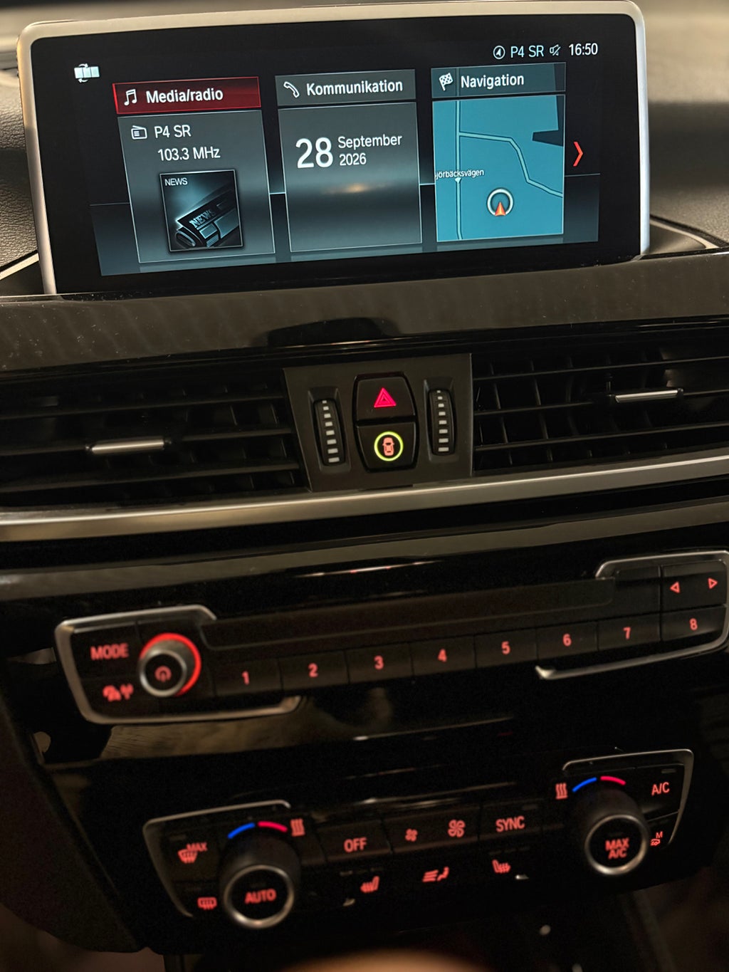 BMW X1 2019 - miniatyr 11