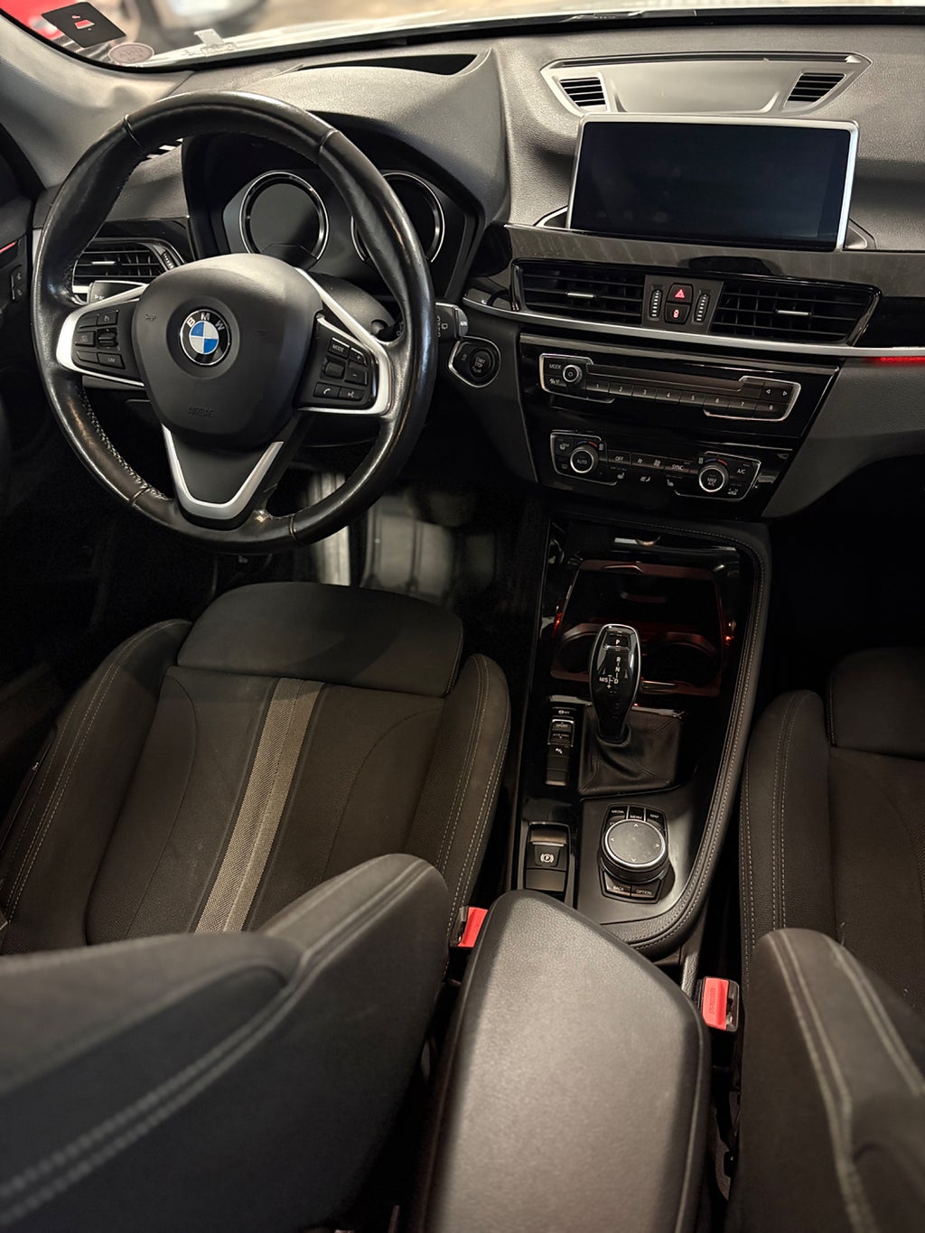 BMW X1 2019 - miniatyr 9