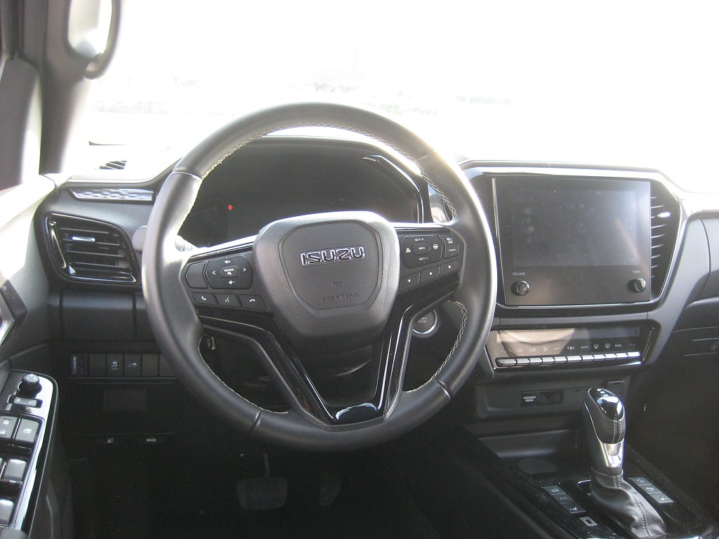 Isuzu D-Max XRX 2025 - miniatyr 7