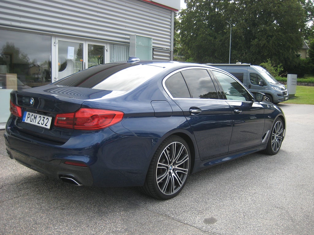 BMW 540I 2017 - miniatyr 3